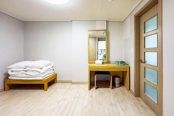 Mohang Haenaru Family Hotel Landkreis Landkreis Buan Zimmer foto