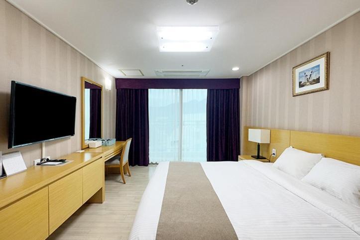 Mohang Haenaru Family Hotel Landkreis Landkreis Buan Zimmer foto